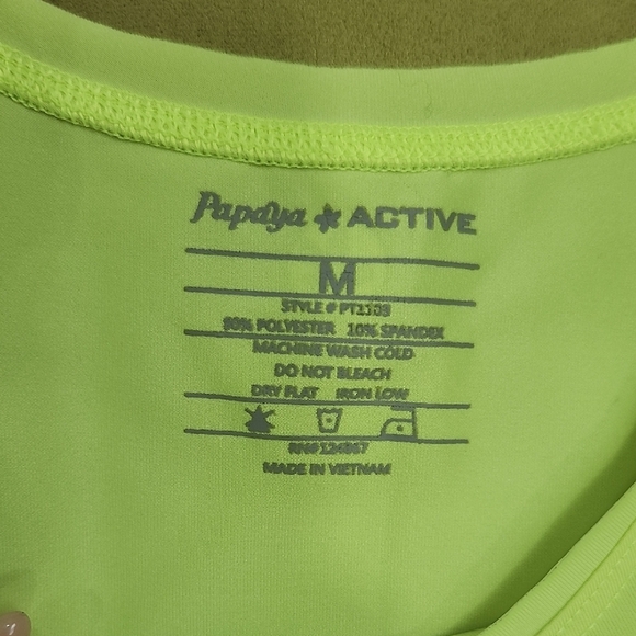 Papaya Green Muscle Tee Crop Top - Picture 2 of 9